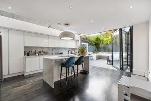 Kitchen- click for photo gallery